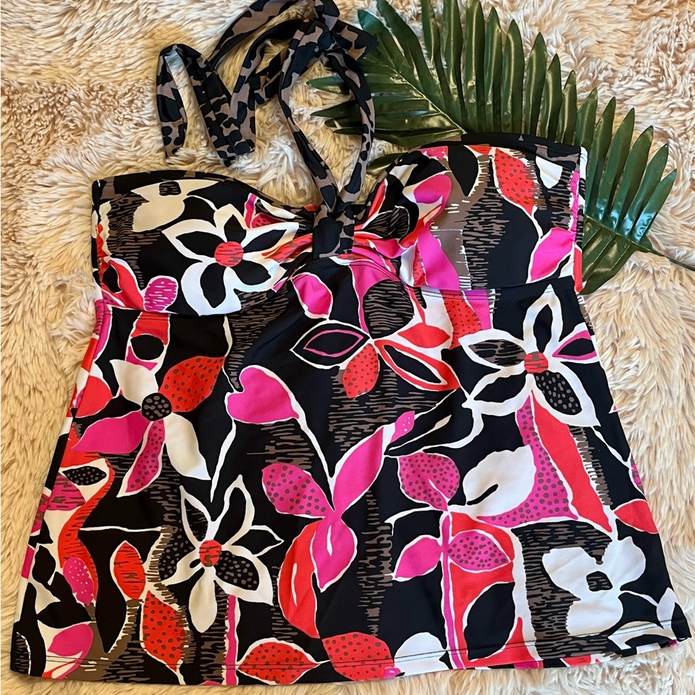 NEW Island Escape Floral Halter Top in Black and Pink